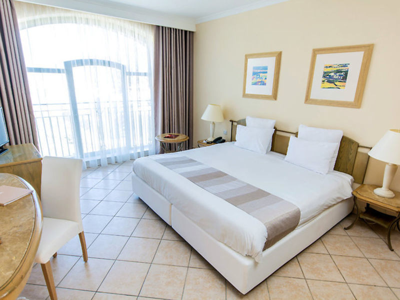 Maritim Antonine Hotel & Spa