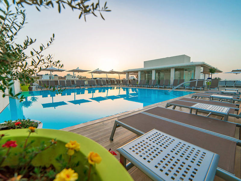 Maritim Antonine Hotel & Spa
