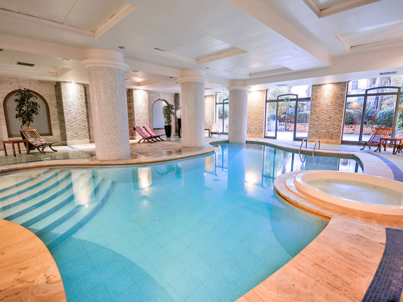 Maritim Antonine Hotel & Spa