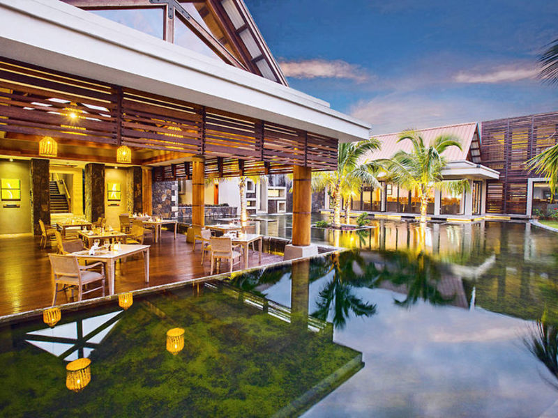 Maritim Crystals Beach Resort