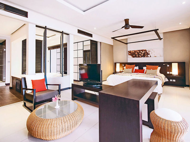 Maritim Crystals Beach Resort