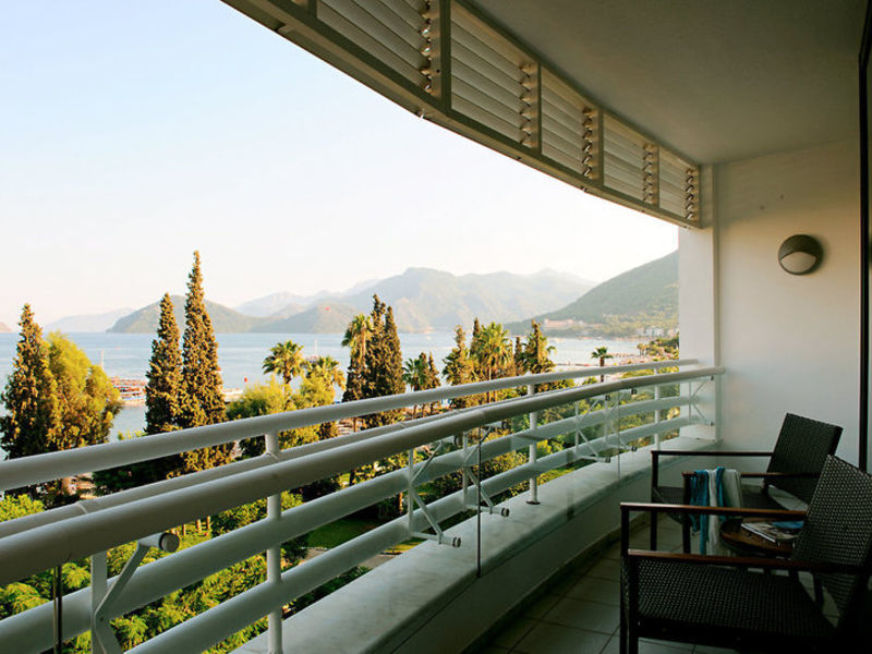 Maritim Hotel Grand Azur