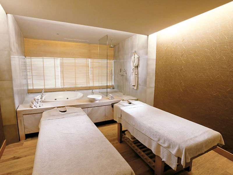 Maritim Hotel Grand Azur
