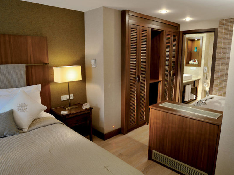 Marti Resort