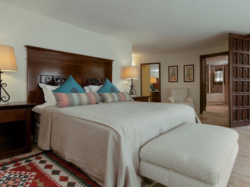 Marti Resort