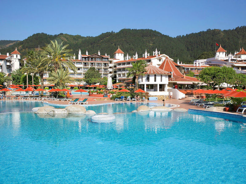 Marti Resort