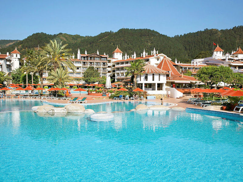 Marti Resort