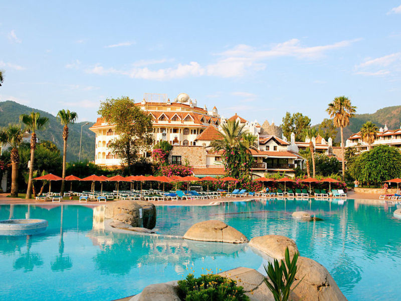 Marti Resort