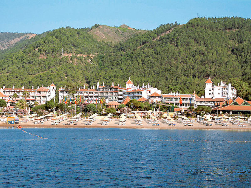 Marti Resort