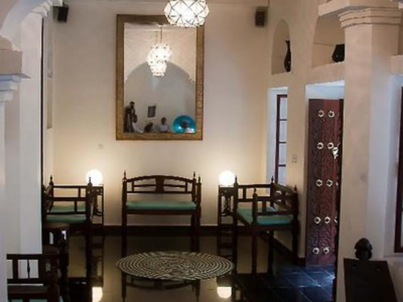 Maru Maru Hotel