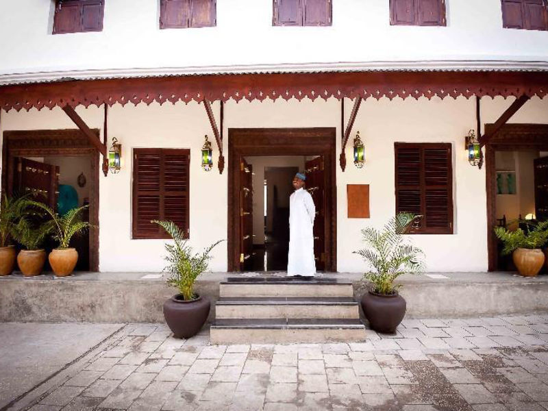 Maru Maru Hotel