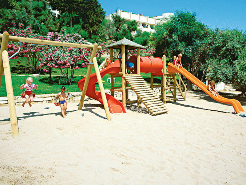 Melas Holiday Village, Typ A2