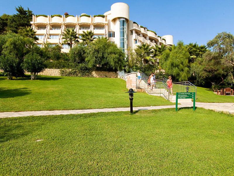 Melas Resort