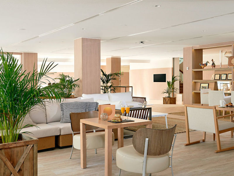Melia Antillas Calvia Beach