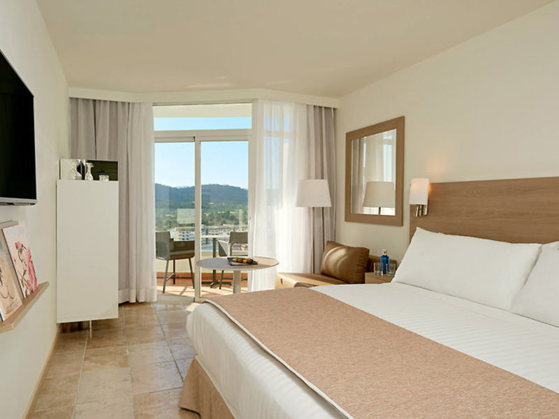 Melia Antillas Calvia Beach