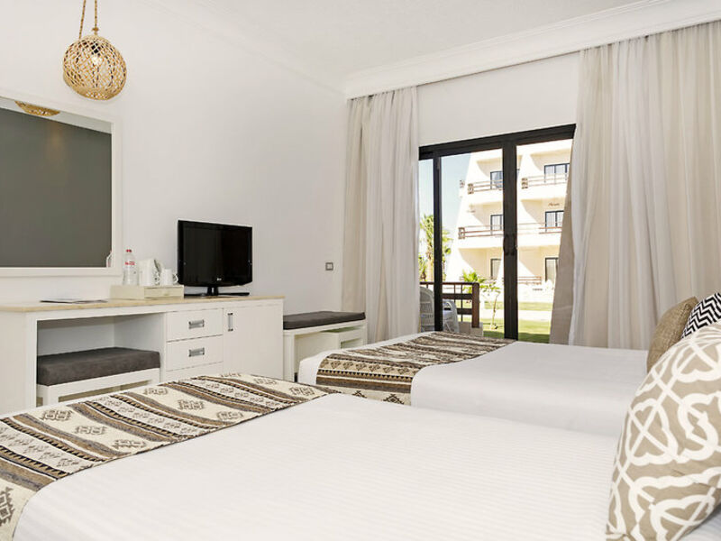 Meraki Resort