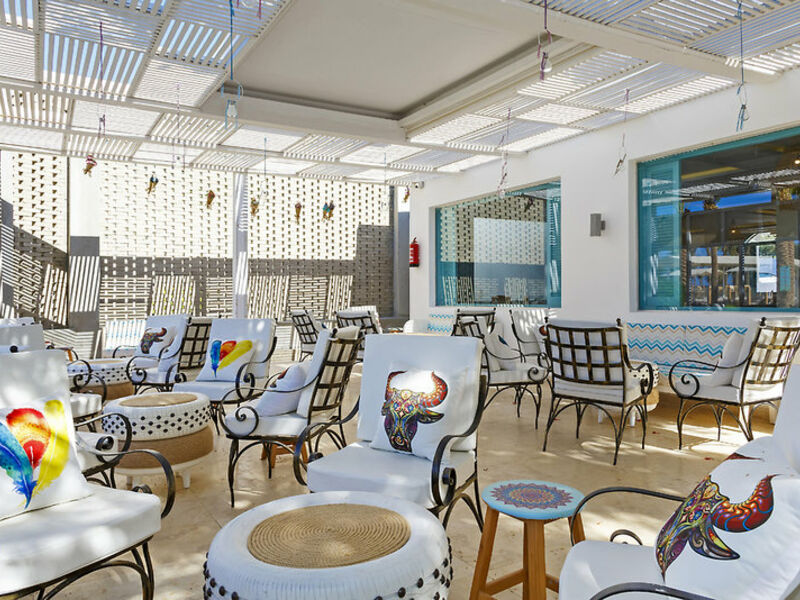 Meraki Resort