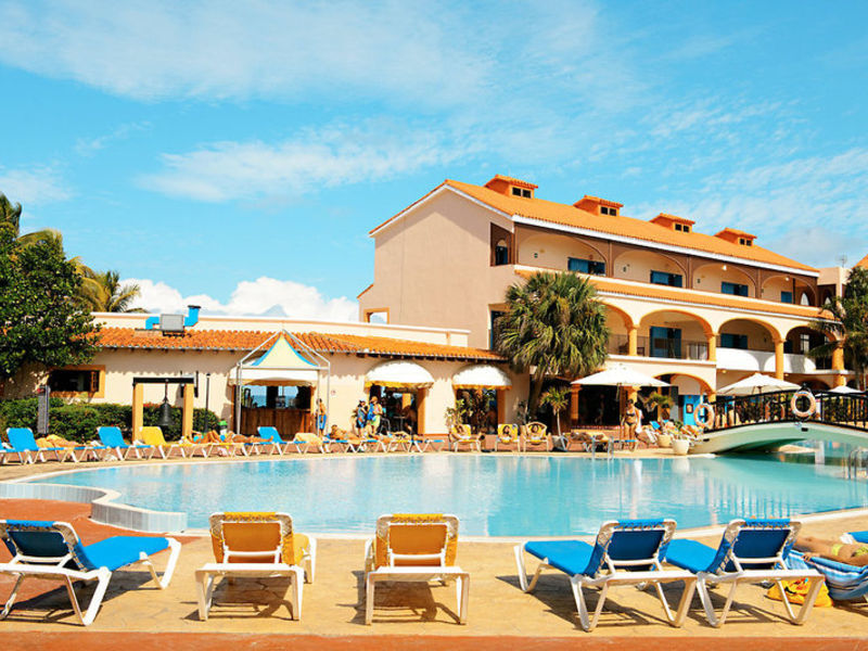 Mercure Hotel Cuatro Palm