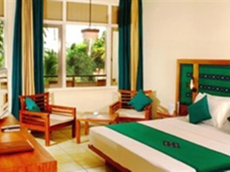 Mermaid Hotel & Club
