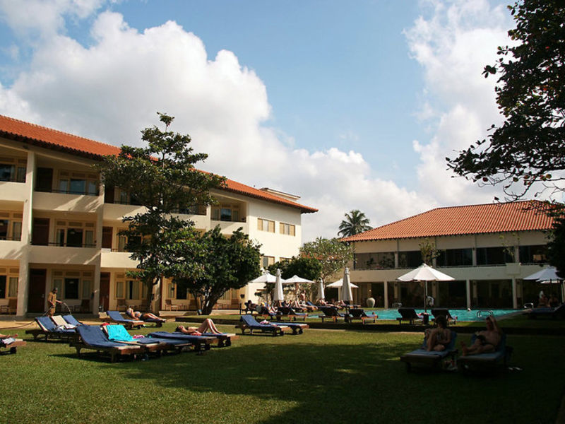 Mermaid Hotel & Club