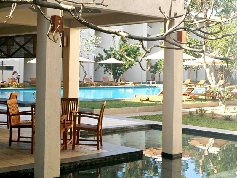 Mermaid Hotel & Club