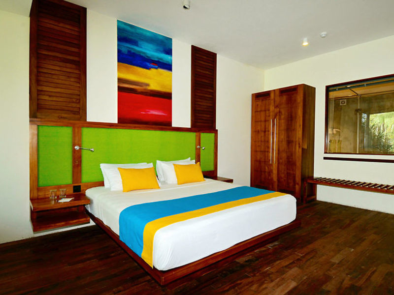 Mermaid Hotel & Club