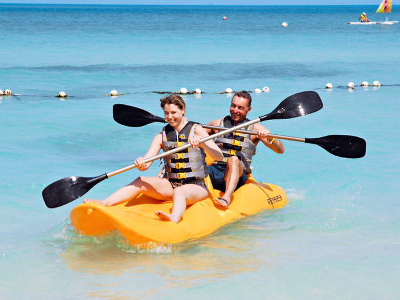 Merril's I Beach Resort