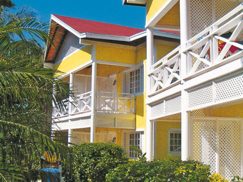 Merril's II Beach Resort