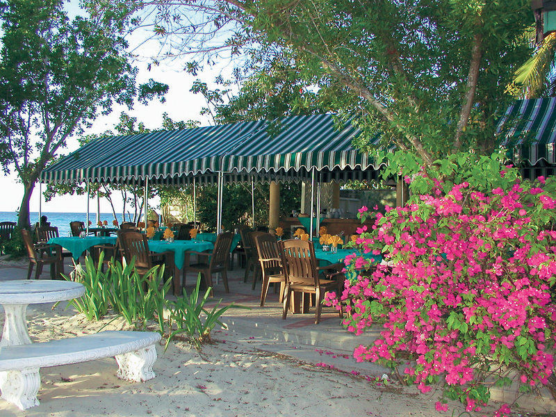 Merril's II Beach Resort