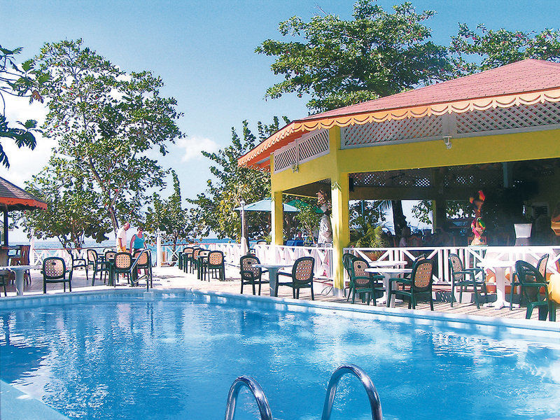 Merril's II Beach Resort