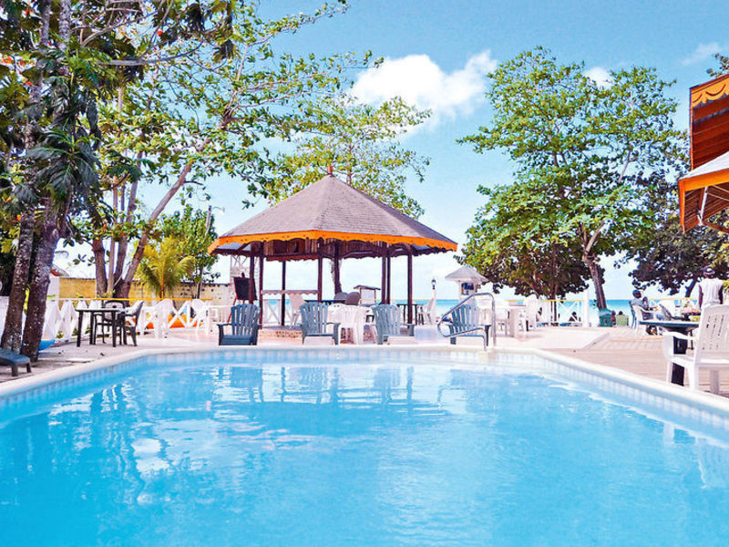 Merril's II Beach Resort