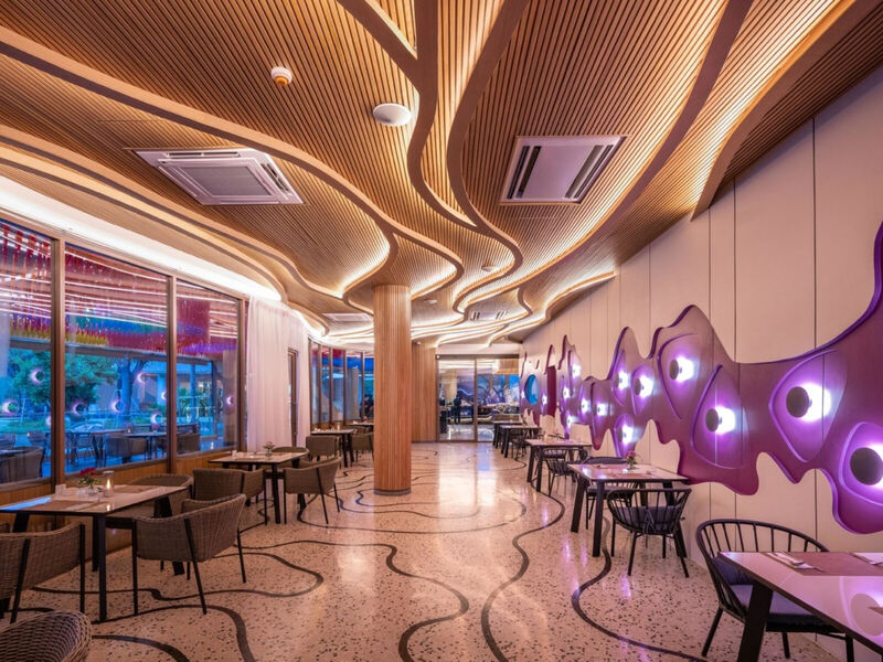 Metadee Concept Hotel