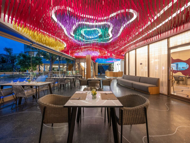 Metadee Concept Hotel