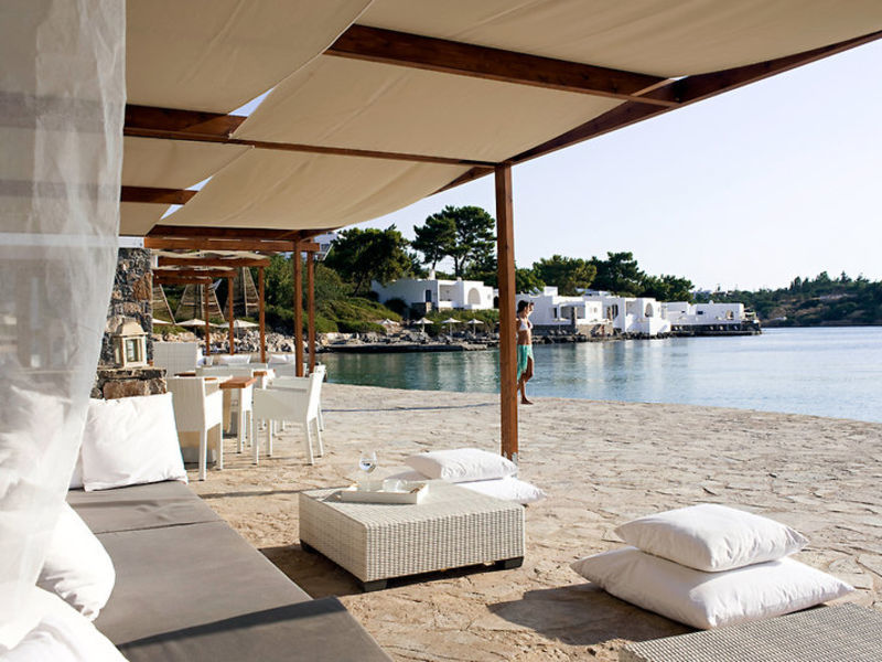 Minos Beach art hotel