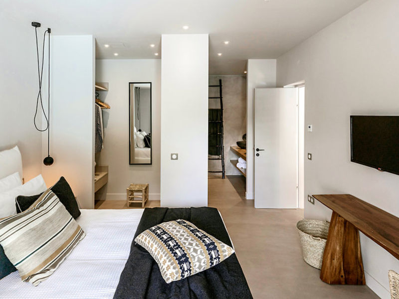 Minos Beach art hotel