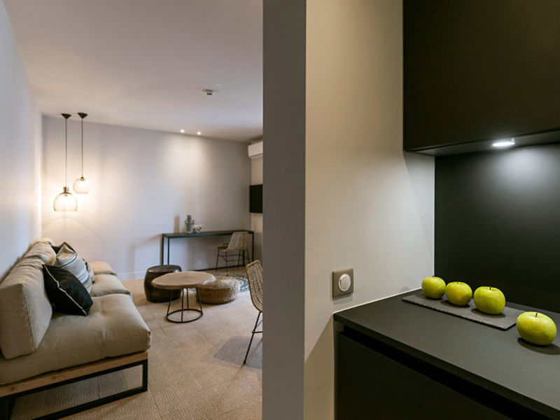 Minos Beach art hotel