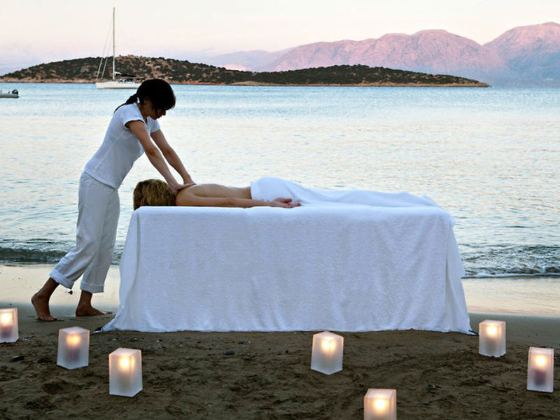 Minos Beach