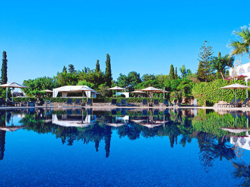 Minos Beach