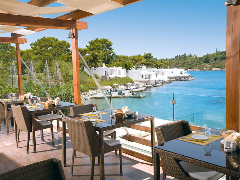 Minos Beach