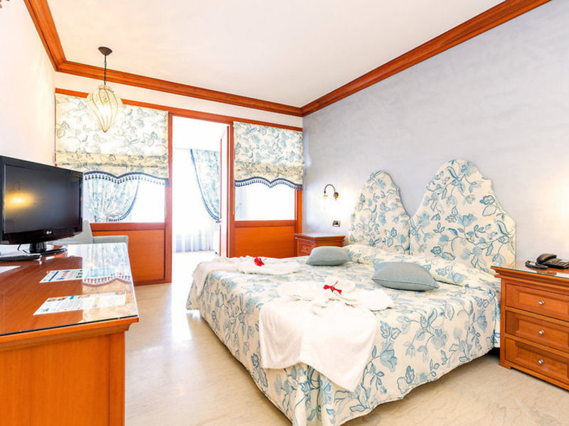 Mitsis Hotels Serita Beac