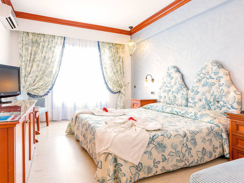 Mitsis Hotels Serita Beac