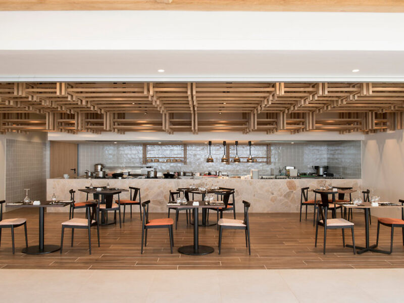 Mitsis Norida Beach Hotel