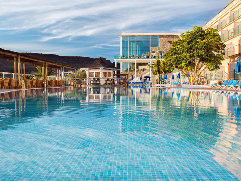 Mogan Princess & Beach Club
