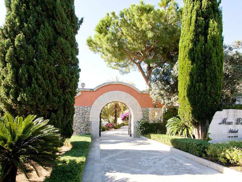 Mon Port Hotel & Spa