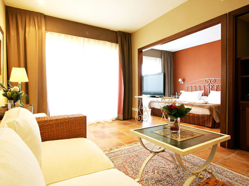 Mon Port Hotel & Spa