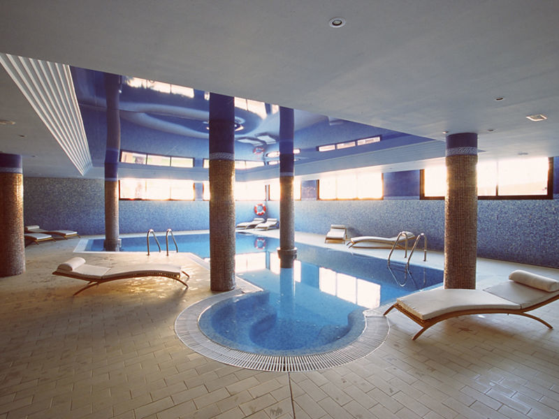 Mon Port Hotel