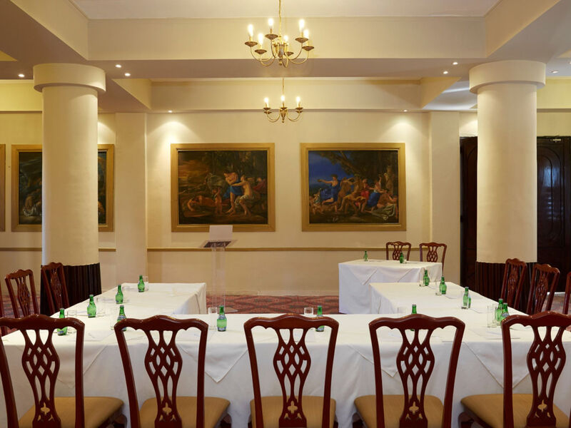 Mon Repos Palace Art