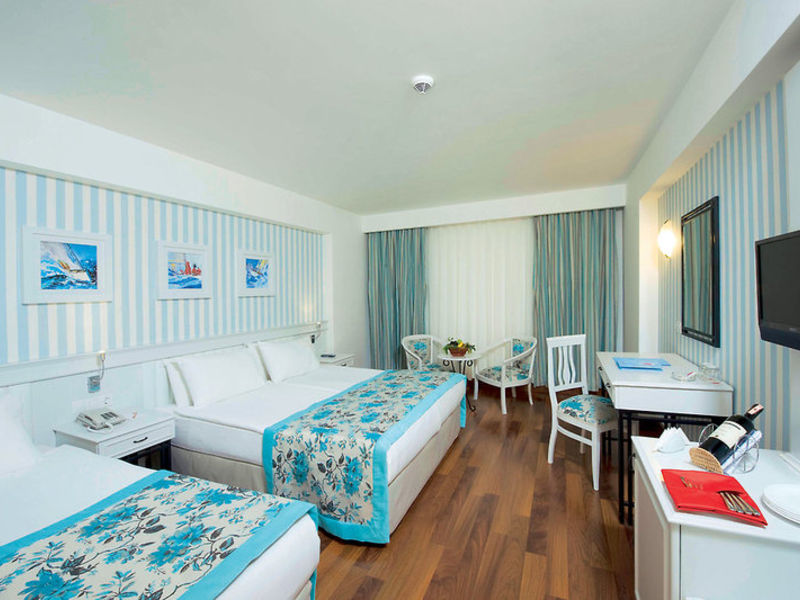 Monachus Hotel & Spa