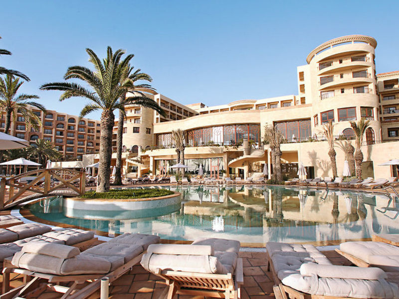 Mövenpick Resort & Marine