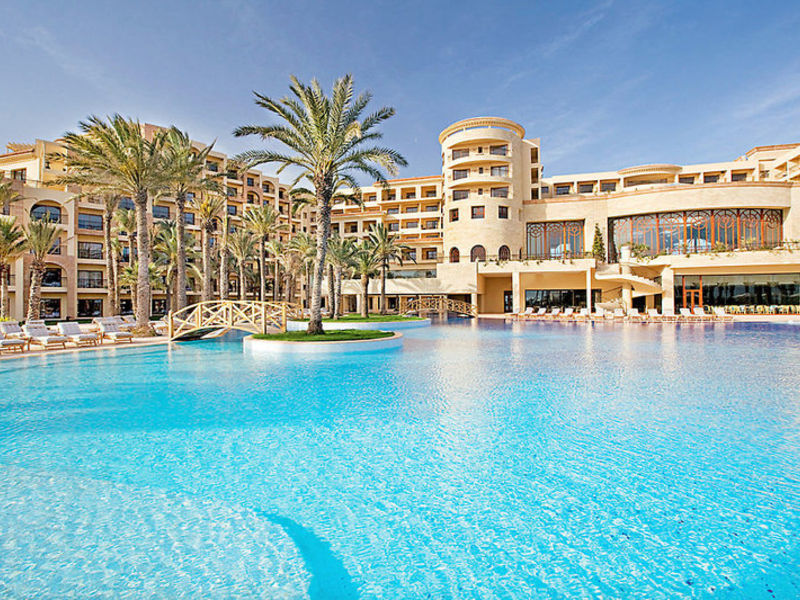 Mövenpick Resort & Marine Spa